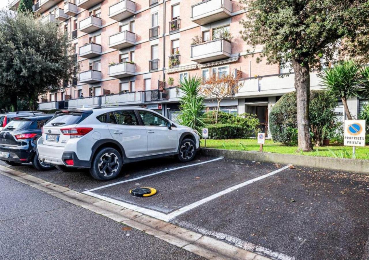 La Suite Di Tommy Con Parcheggio Privato Флоренция Экстерьер фото